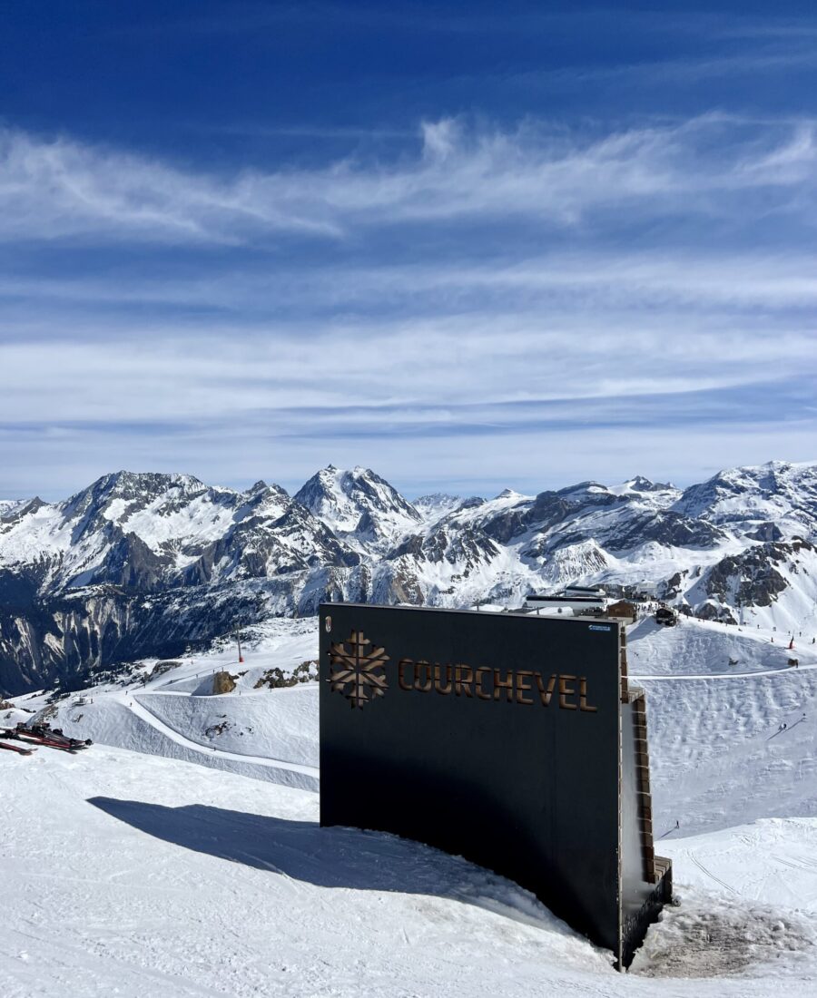 Courchevel welcome sign