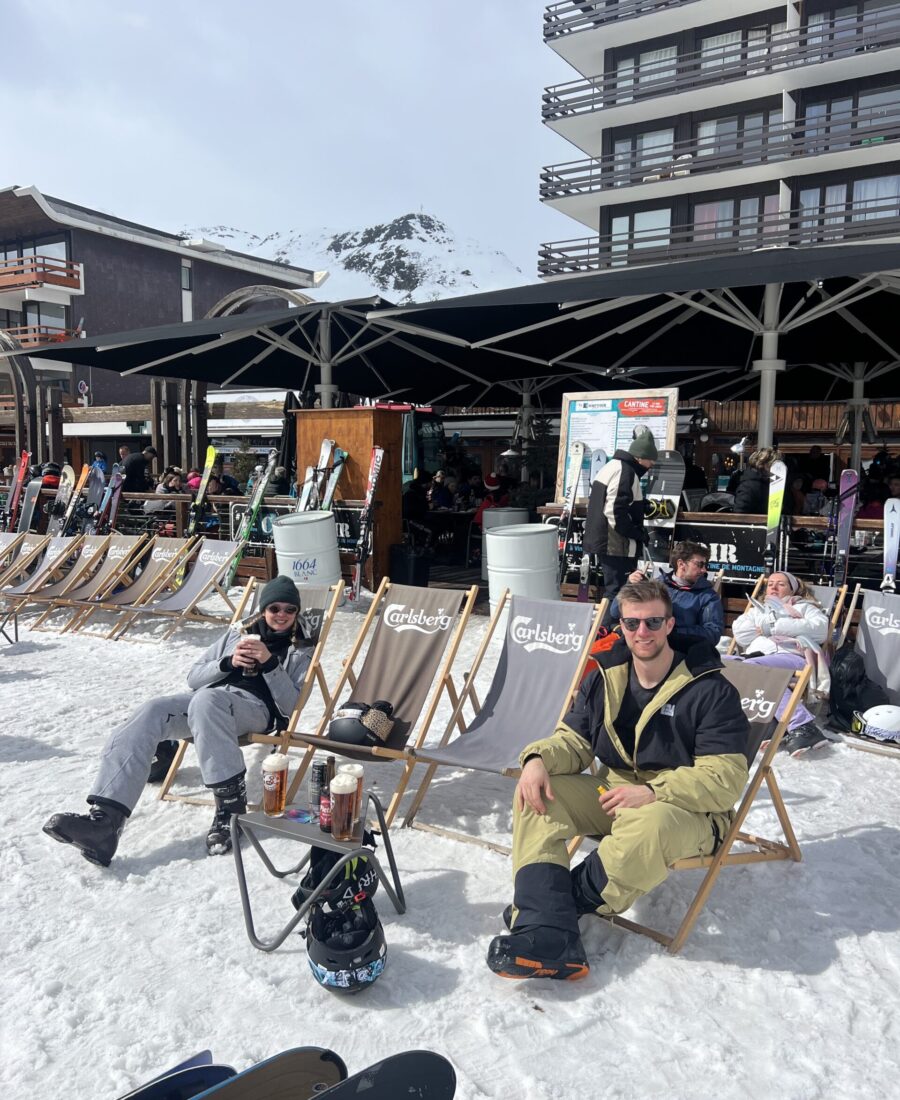 Skiiing rest stop