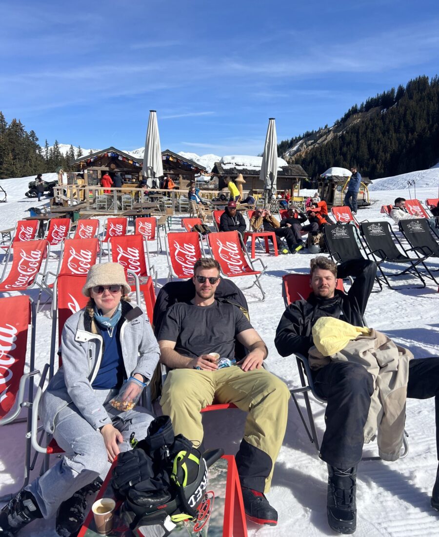 Skiiing in france, rest on the mountain